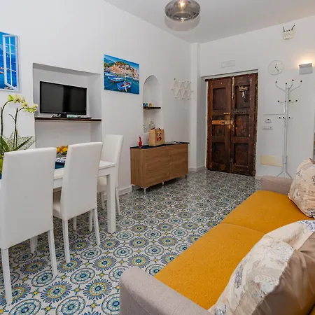 Casa L'aurora Holiday home Minori