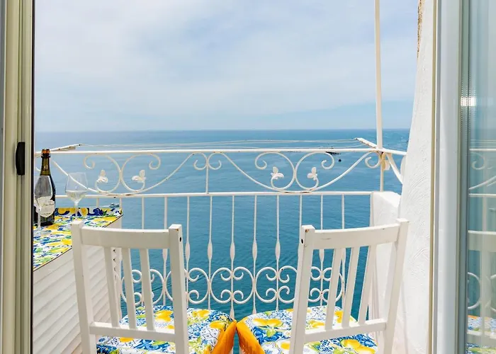 Casa L'aurora Дом отдыха Минори